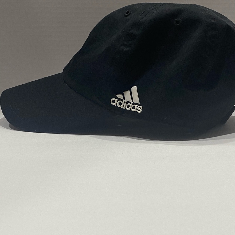 Adidas hat - Picture 2 of 6